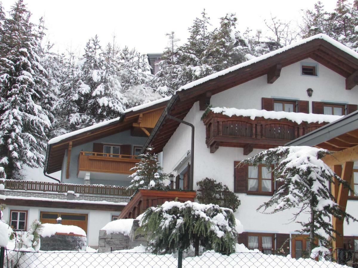 Ferienhaus Tschenett Imst Esterno foto